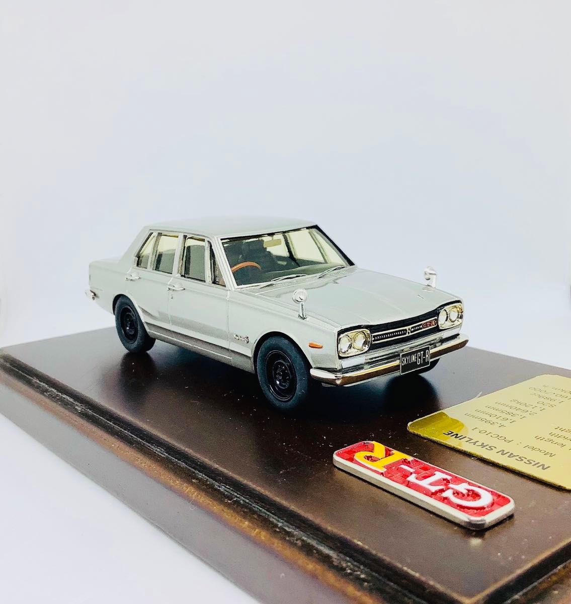 超レア 1/43 ハンドメイド ハコスカ ミニカー PGC10 フェイスが特徴的