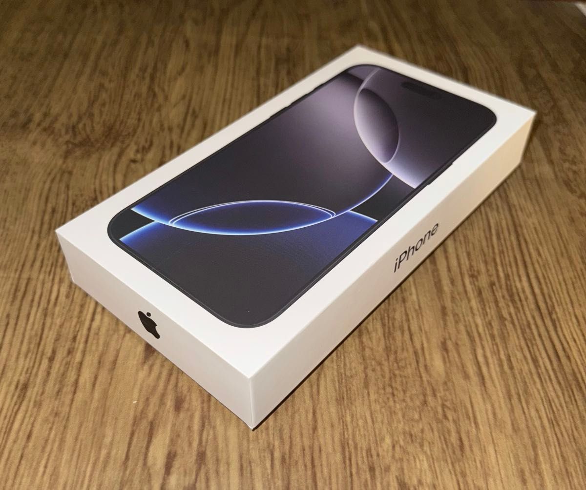 Apple iPhone 16 ProMax ブラックチタニウム 256GB 《空き箱+純正