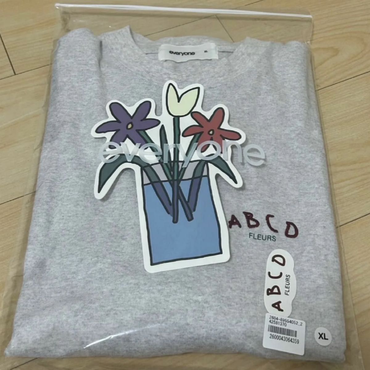 t*4様 ABCD FLEURS everyone everyone ABCD FLEURS Vincent Tシャツ S