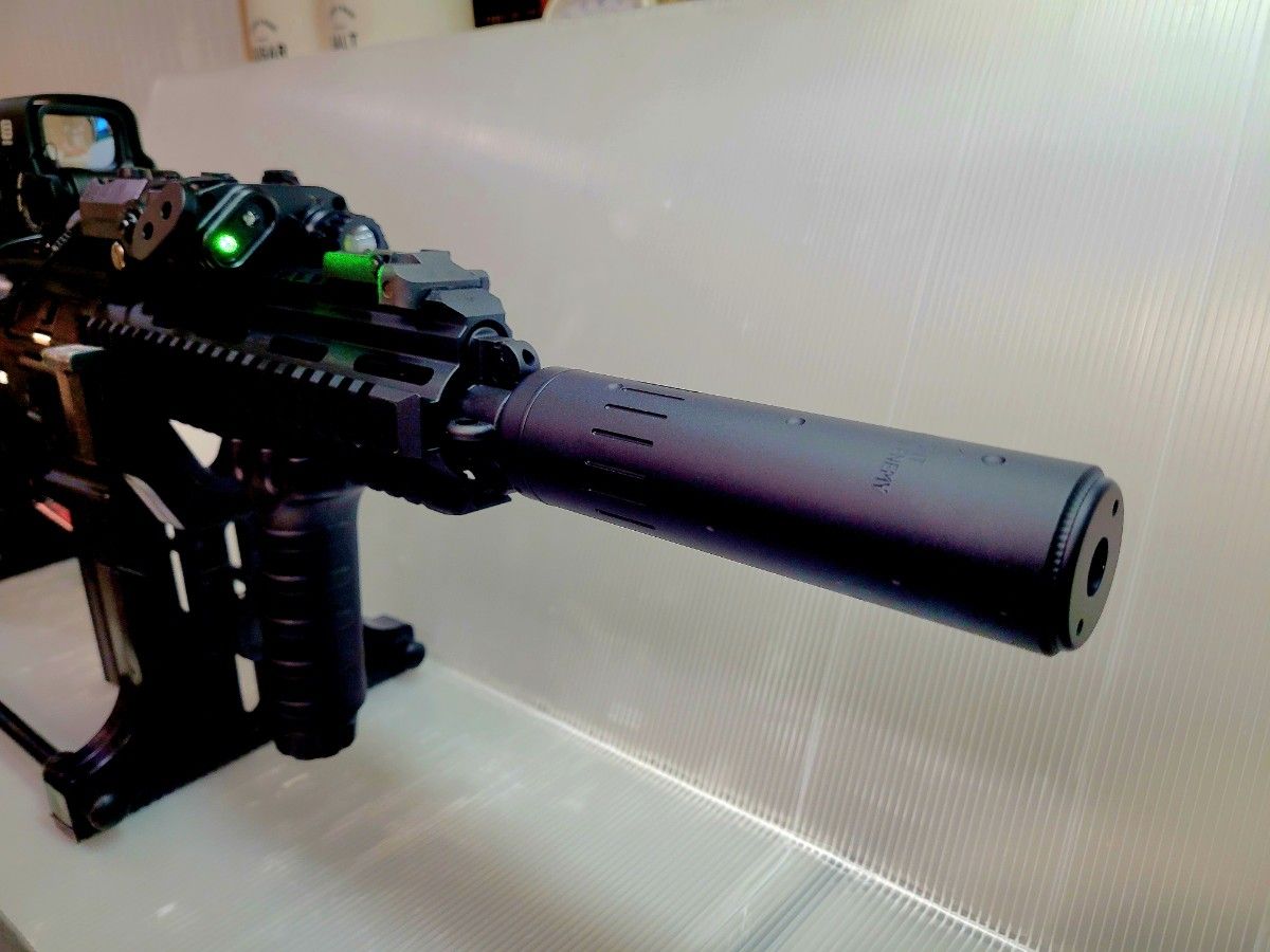 ほぼ未使用】東京マルイ 次世代電動ガン HK416D DEVGRU evolutiongear