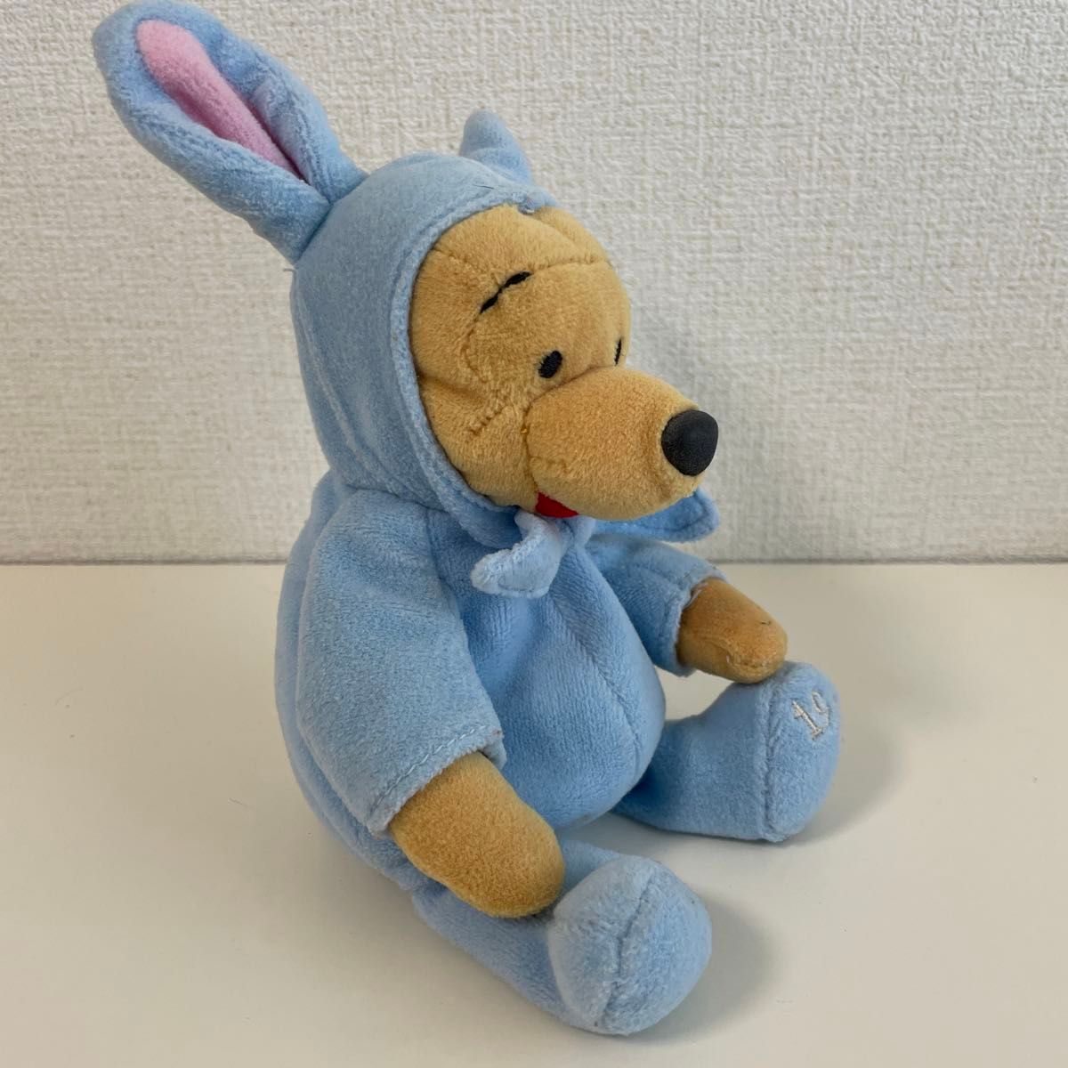 激レア】くまのプーさんぬいぐるみ 1999年兎年コスチューム｜Yahoo