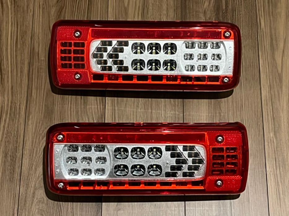 UD純正 ボルボテール 新車外し 左右セット UD純正 ボルボテール 新車