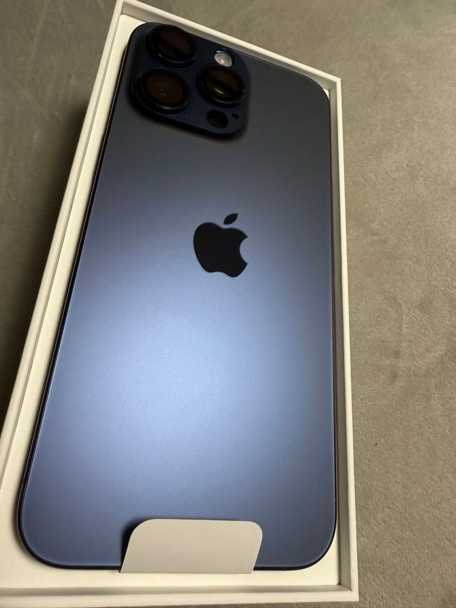 美品 iPhone 15 Pro Max 512GB ブルーチタニウム SIMフリー版 傷なし