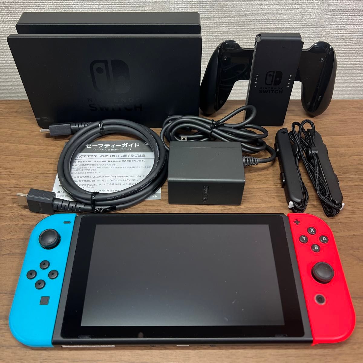 画面良好・本体良品 Nintendo Switch HAC 旧型 本体 2018年製 付属品完