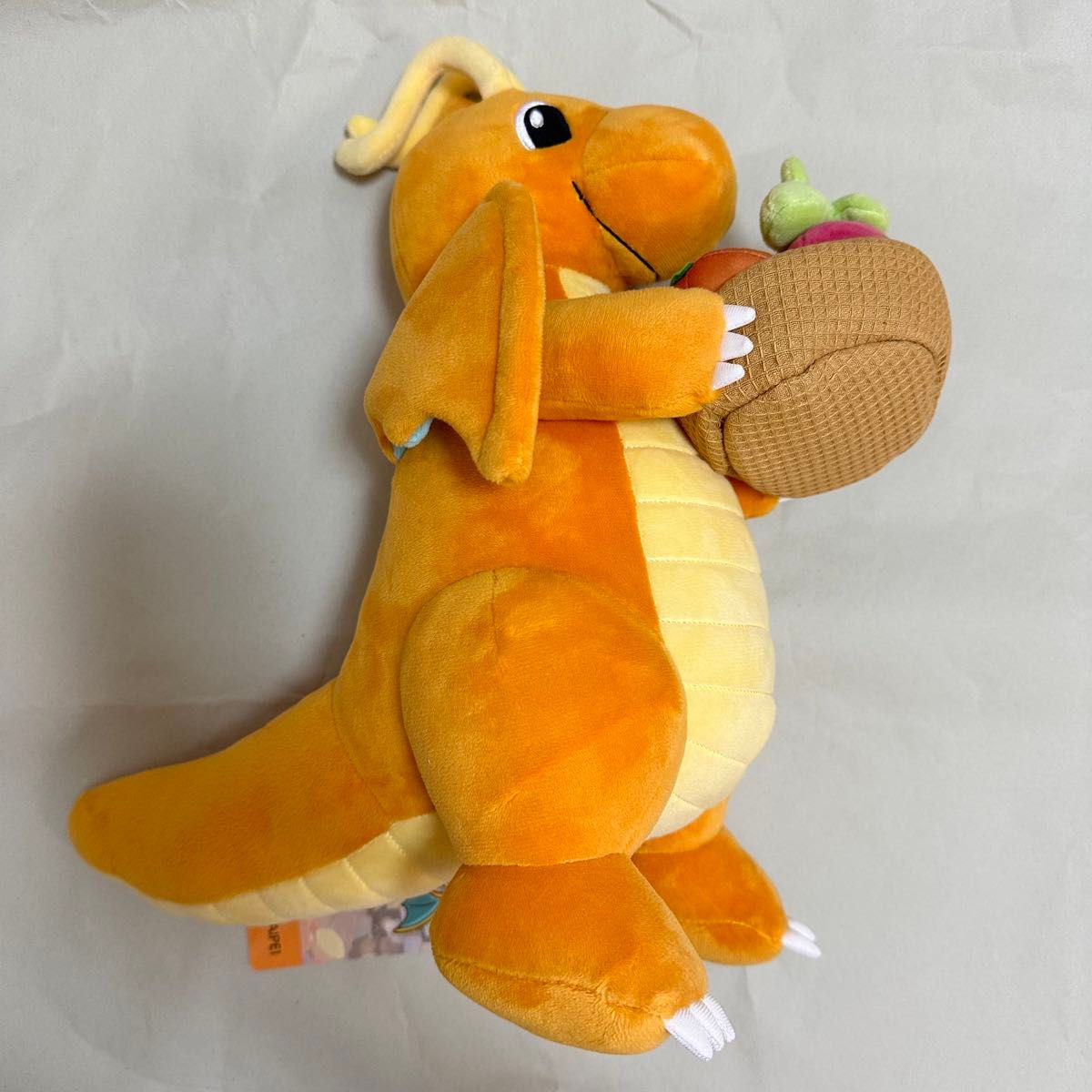 新品タグ付き ポケモンセンター台北 カイリュー ぬいぐるみ｜Yahoo