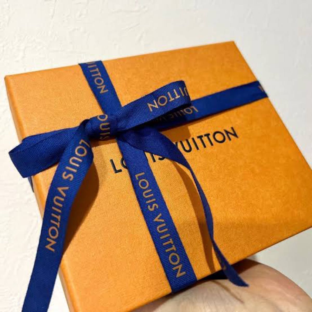 LOUIS VUITTON ルイヴィトン ラッピングリボン LV ブルー｜Yahoo