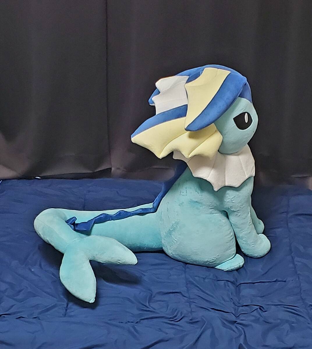 ポケモンセンター 等身大 シャワーズ ぬいぐるみ ポケモン