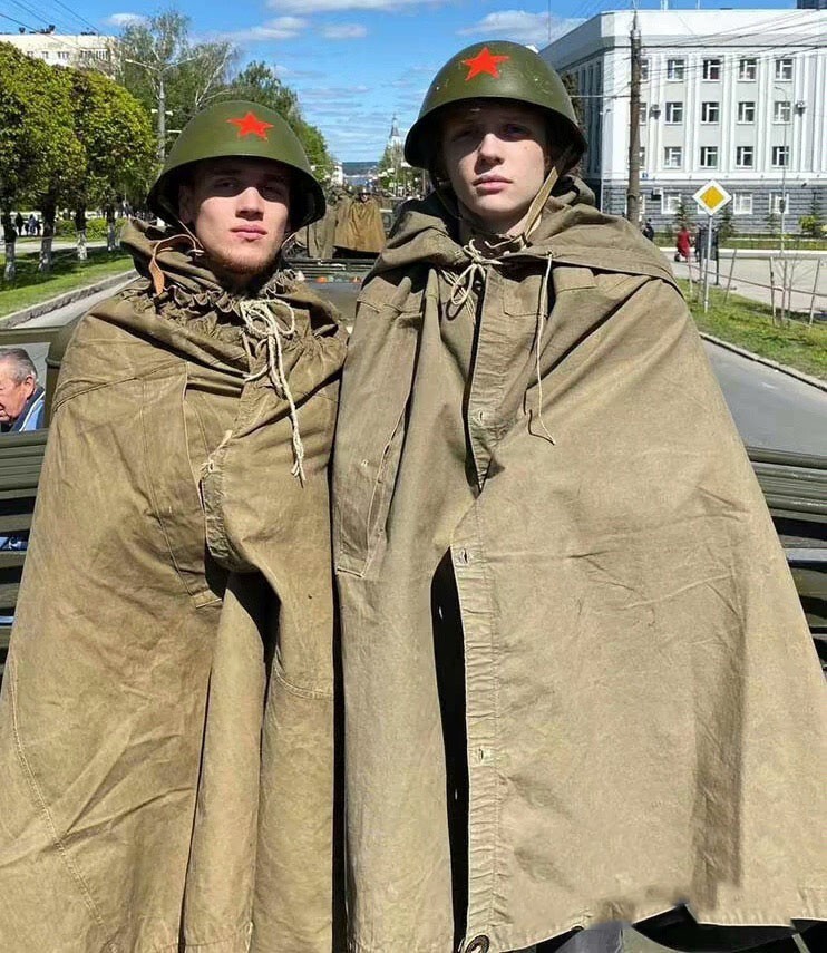 Yes Sir shop】 ロシア軍 ソ連軍 M69/81 ポンチョ タープ パラトカ