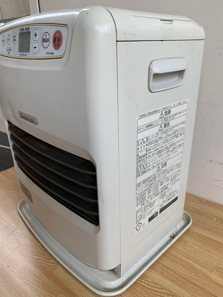 白 ダイニチ ブルーヒーター 石油ファンヒーター FHY-32TR8 2017年製