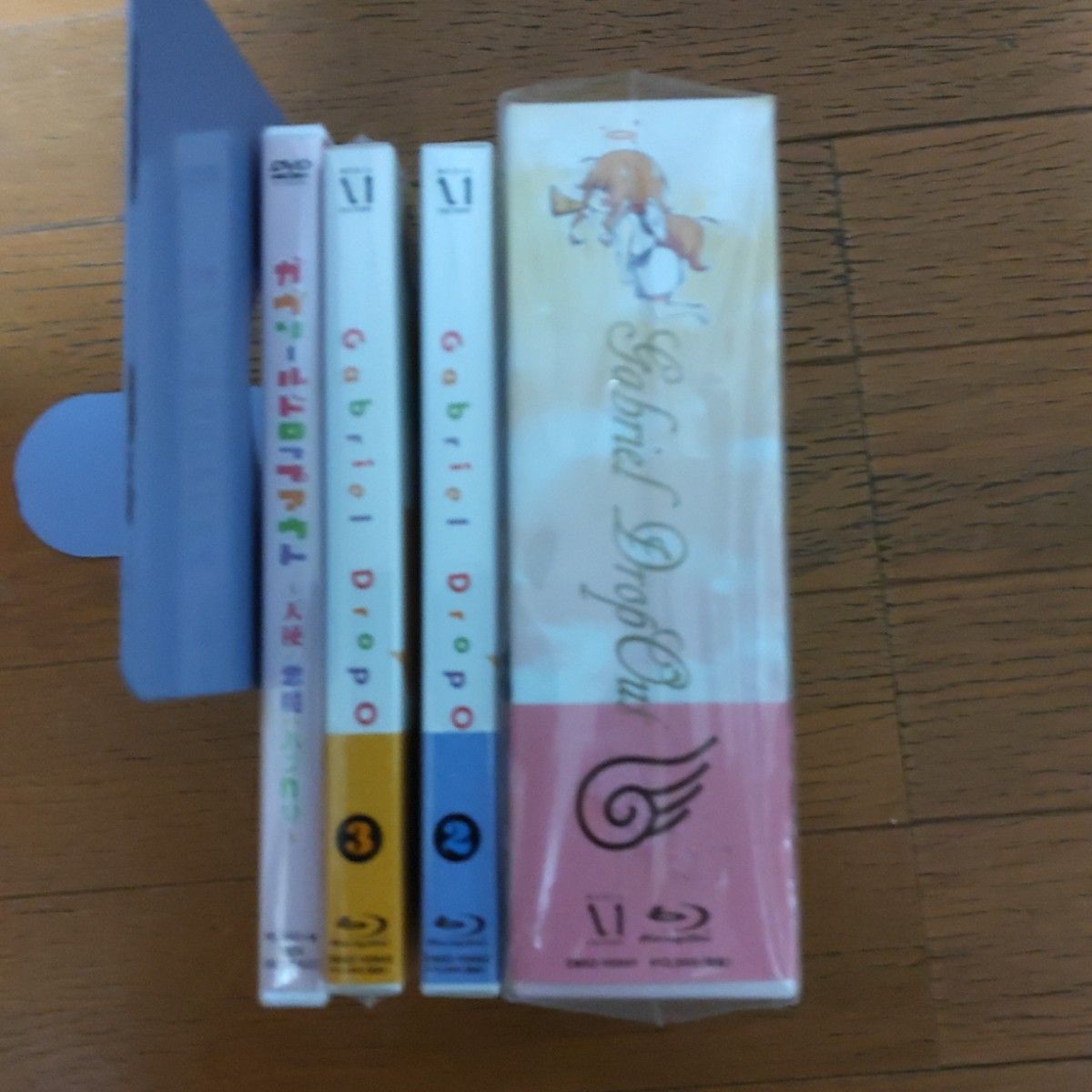 Blu-ray ガヴリールドロップアウト 1巻から3巻 天使と悪魔のパン作り