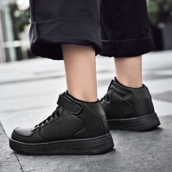 美品 銀座カネマツ レディースハイカットスニーカー 黒ブラックニット