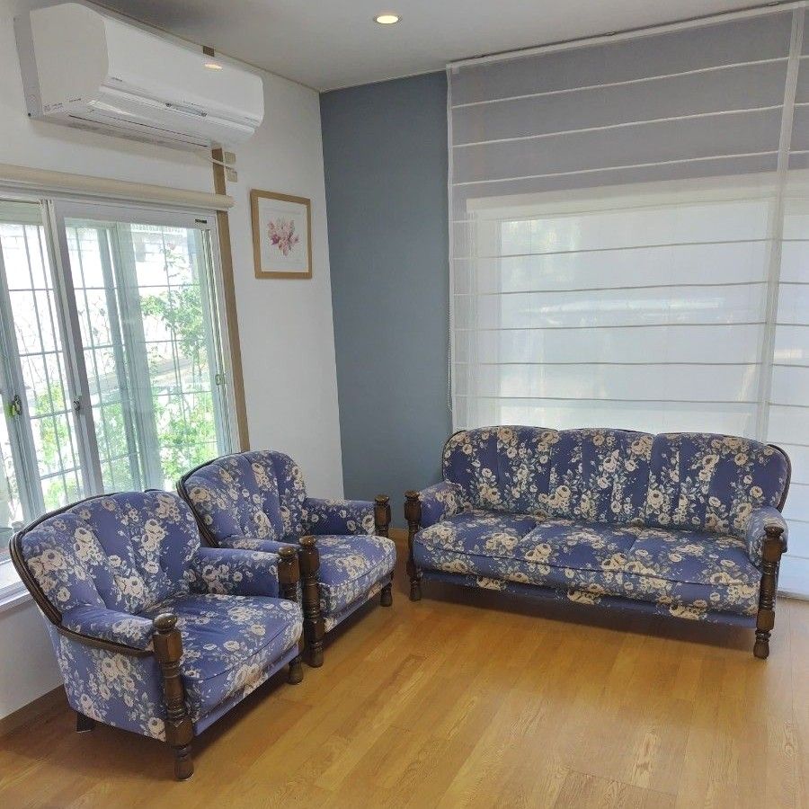 ラスト1点 【送料・設置無料】カリモク 1人掛け ソファ ②