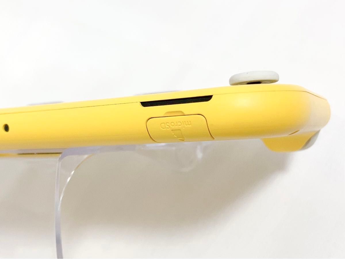 2020年製 Nintendo Switch lite 本体のみ 強化フィルム 2点セット