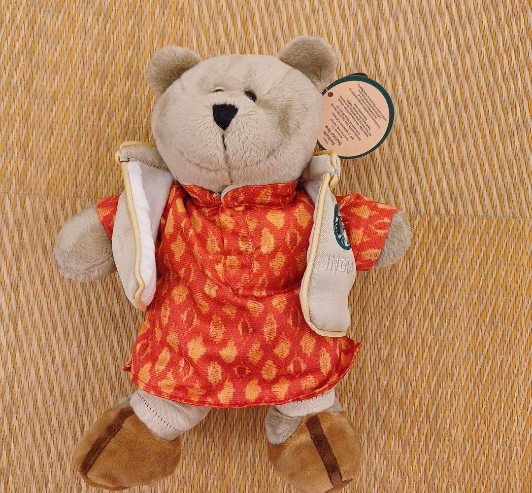 Starbucks スタバ 新品 ベアリスタ インド限定 海外 ぬいぐるみ レア