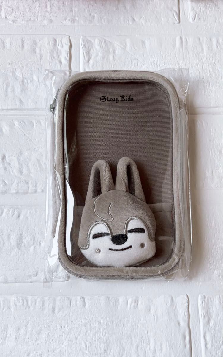 スキズ dominATE アクスタケース ウルフチャン バンチャン｜Yahoo