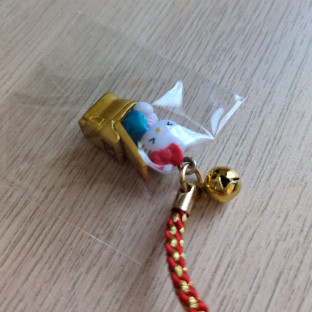 刈谷ハイウェイオアシス ご当地 キティ デラックストイレ ストラップ