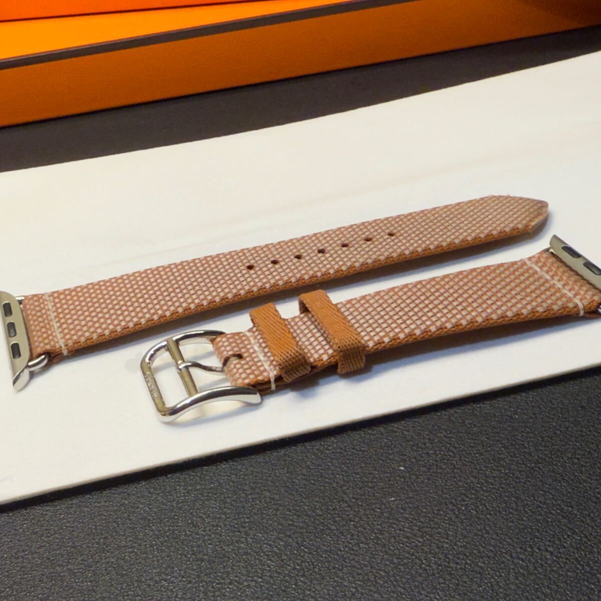 即決 美品 Apple watch HERMES エルメス トワルH ゴールド エクリュ