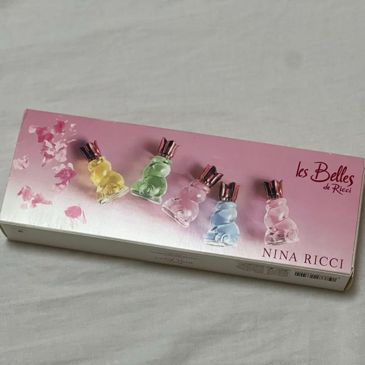 レア】NINA RICCI ニナリッチ レベルドゥリッチ ミニ香水 セット
