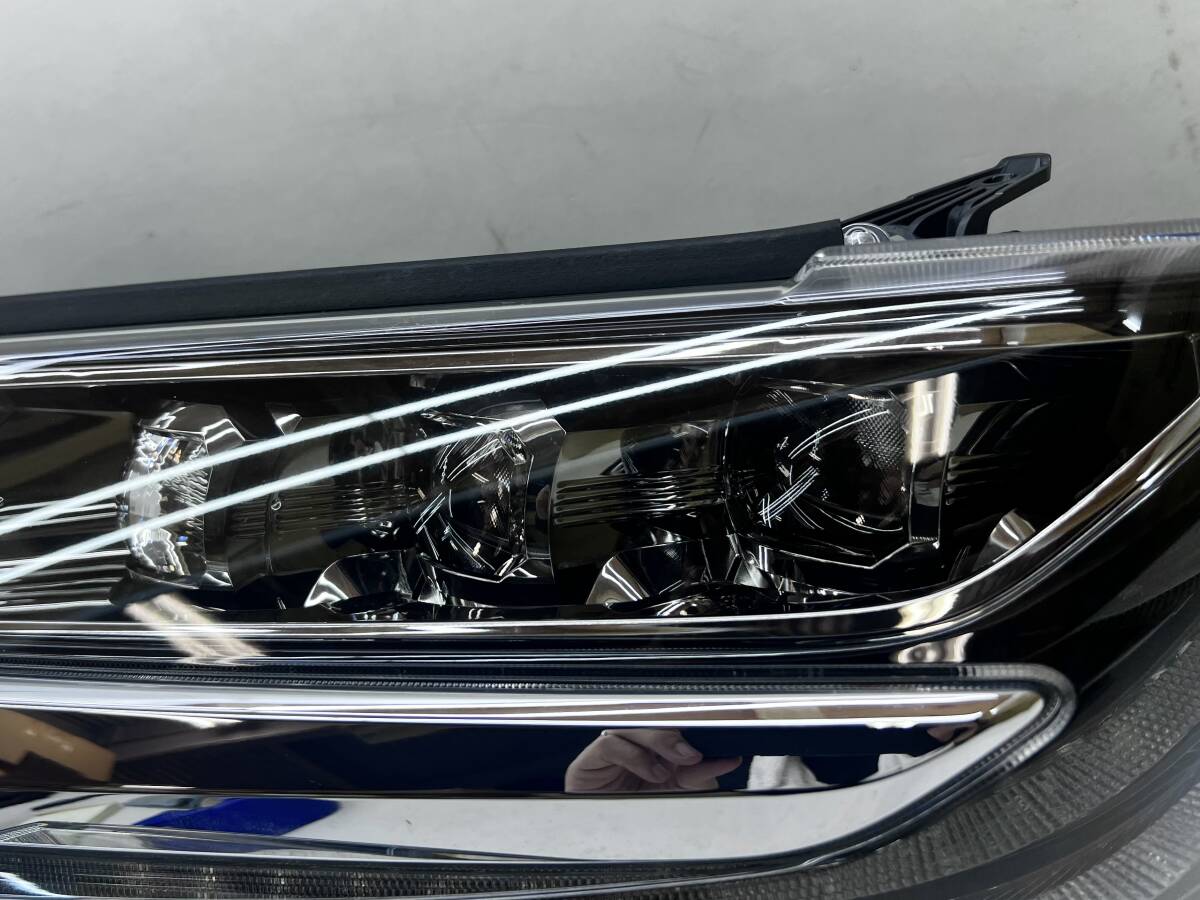 即決 3眼 ハ アルファード 30 後期 / LED トヨタ 純正 左 ヘッドライト