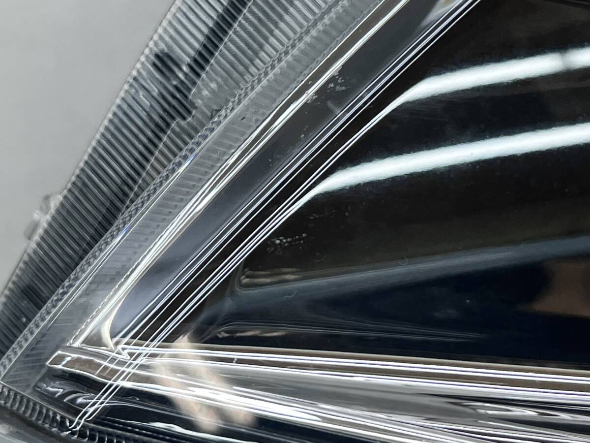 即決 3眼 ハ アルファード 30 後期 / LED トヨタ 純正 左 ヘッドライト