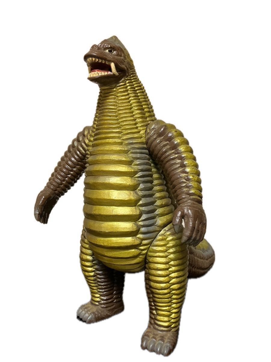 激レアソフビ】バンダイ レッドキング 特大フィギュア ウルトラマン