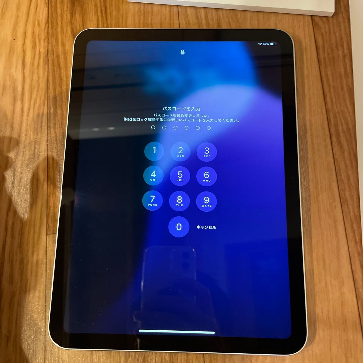 iPad 第10世代 64GB Apple Wi-Fiモデル バッテリー100% シルバー