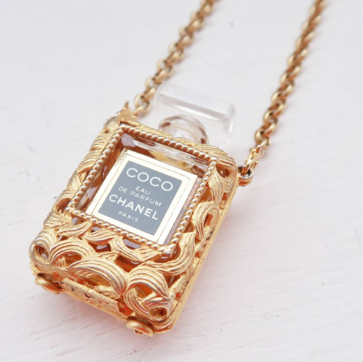 シャネル CHANEL COCO 香水 ミニボトル ネックレス ゴールド