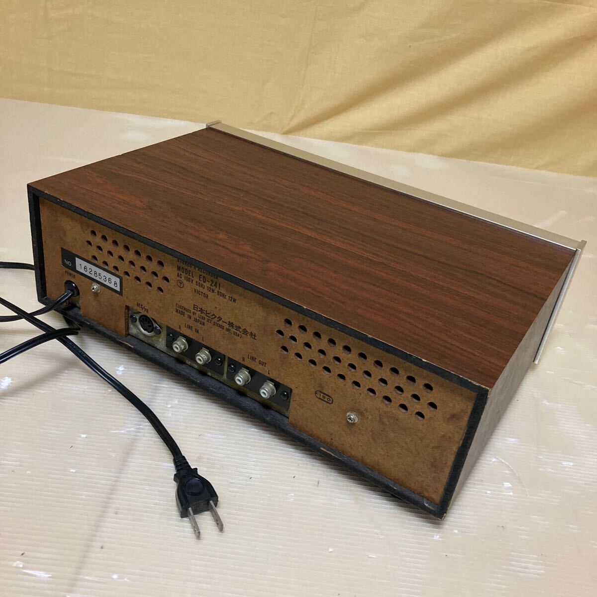 Yahoo!オークション - VICTORビクター8トラックテープデッキED-241再生