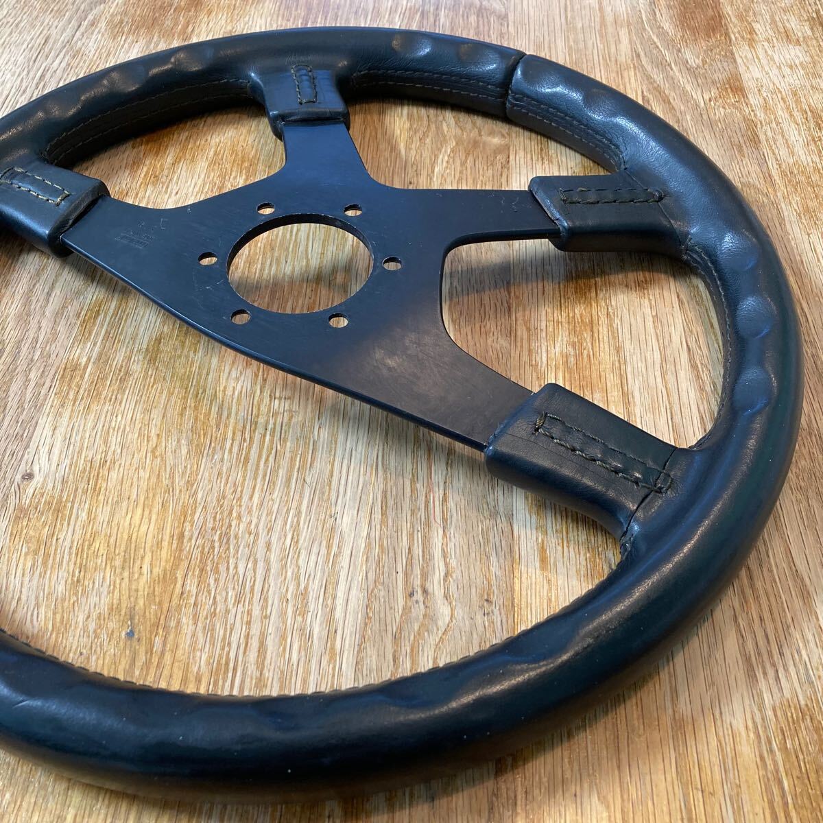 TOYOTA SUPRA 1991 MOMO leather steering wheel トヨタ スープラ A70