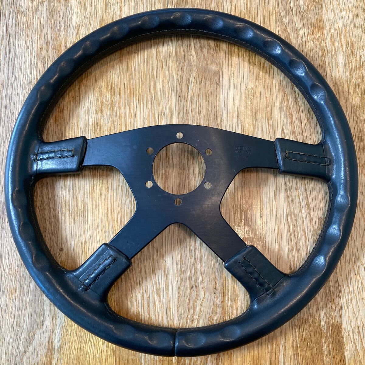 TOYOTA SUPRA 1991 MOMO leather steering wheel トヨタ スープラ A70