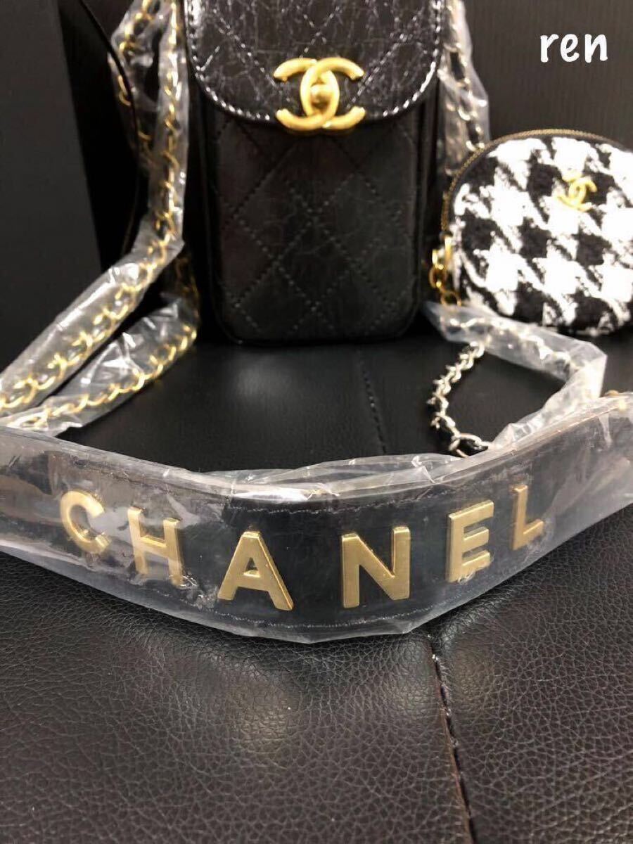 希少新品 CHANEL シャネル ノベルティ スマホポーチ コインケース