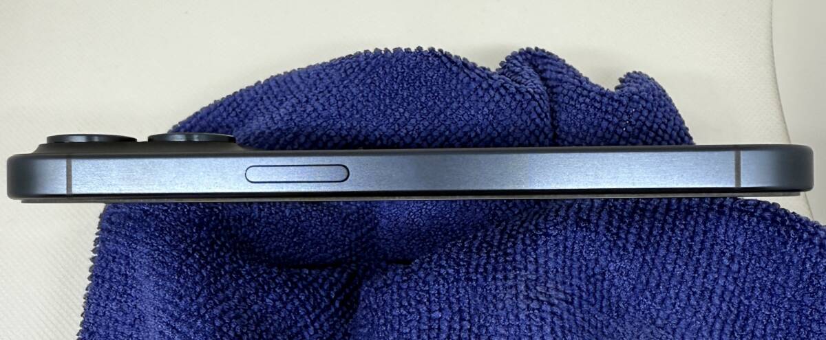 iPhone 15 Pro 256GB SIMフリー ブルーチタニウム バッテリー100％ +