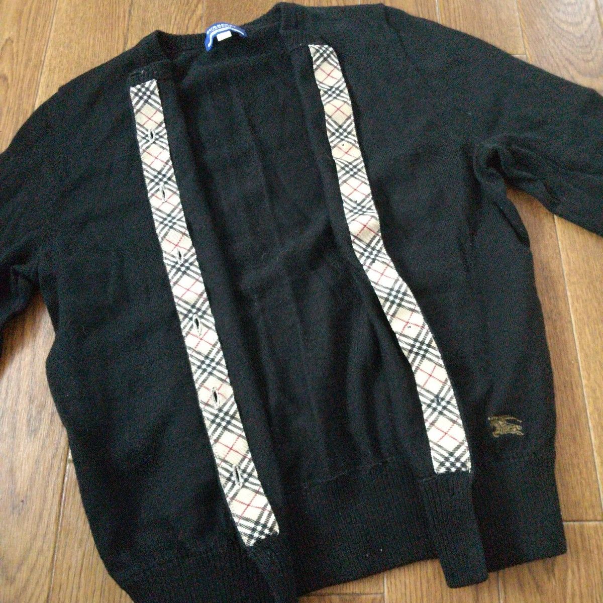 美品 バーバリーブルーレーベル 毛100% 長袖カーディガン 黒