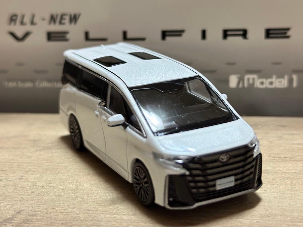 希少 日本未発売 新型 ヴェルファイア 40系 1/64 Model1 ミニカー 白