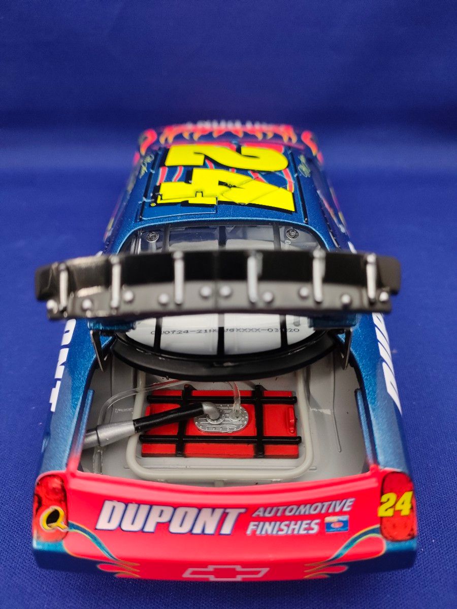 NASCAR 1/24 2007 モンテカルロ SS ジェフ・ゴードン #24 デュポン