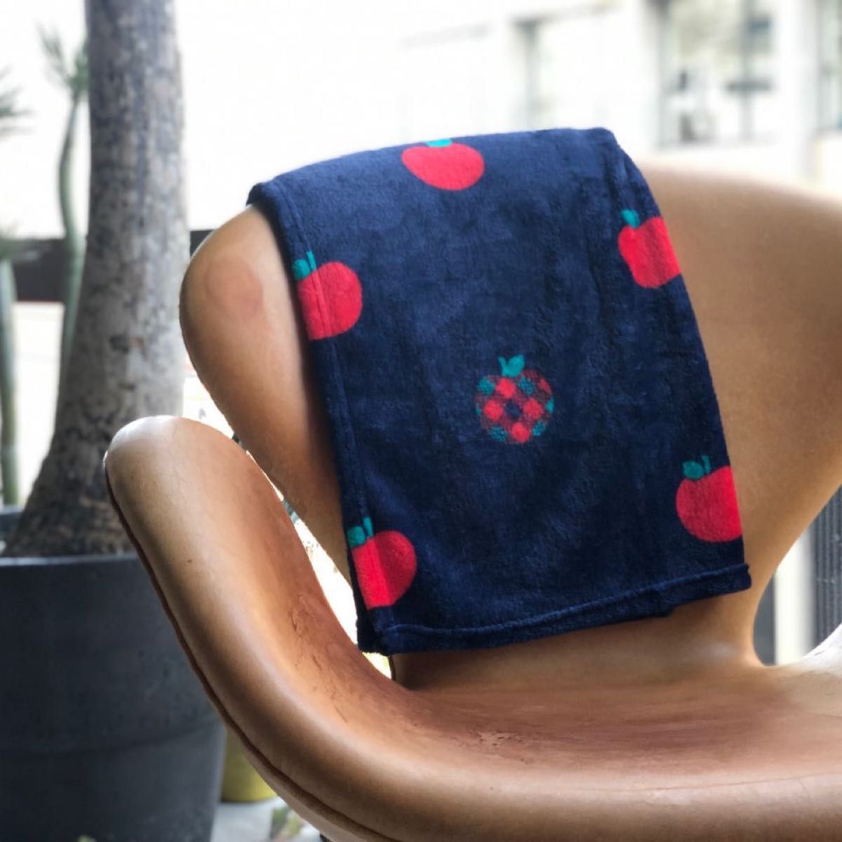 新品 未使用 ファミリア ノベルティ りんご ブランケット｜Yahoo