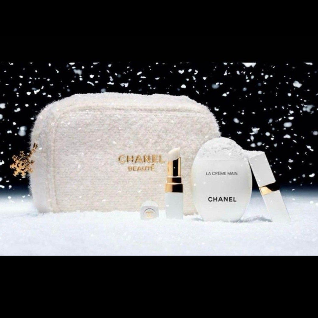 CHANEL シャネルホリデークリスマスコフレ2024 エッセンシャルケア