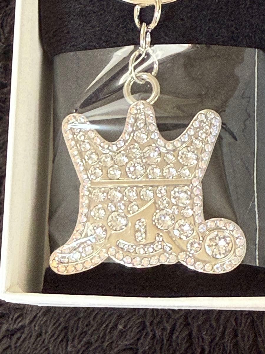 新品 限定嵐展覧会スワロフスキーキーホルダーシルバー｜Yahoo!フリマ