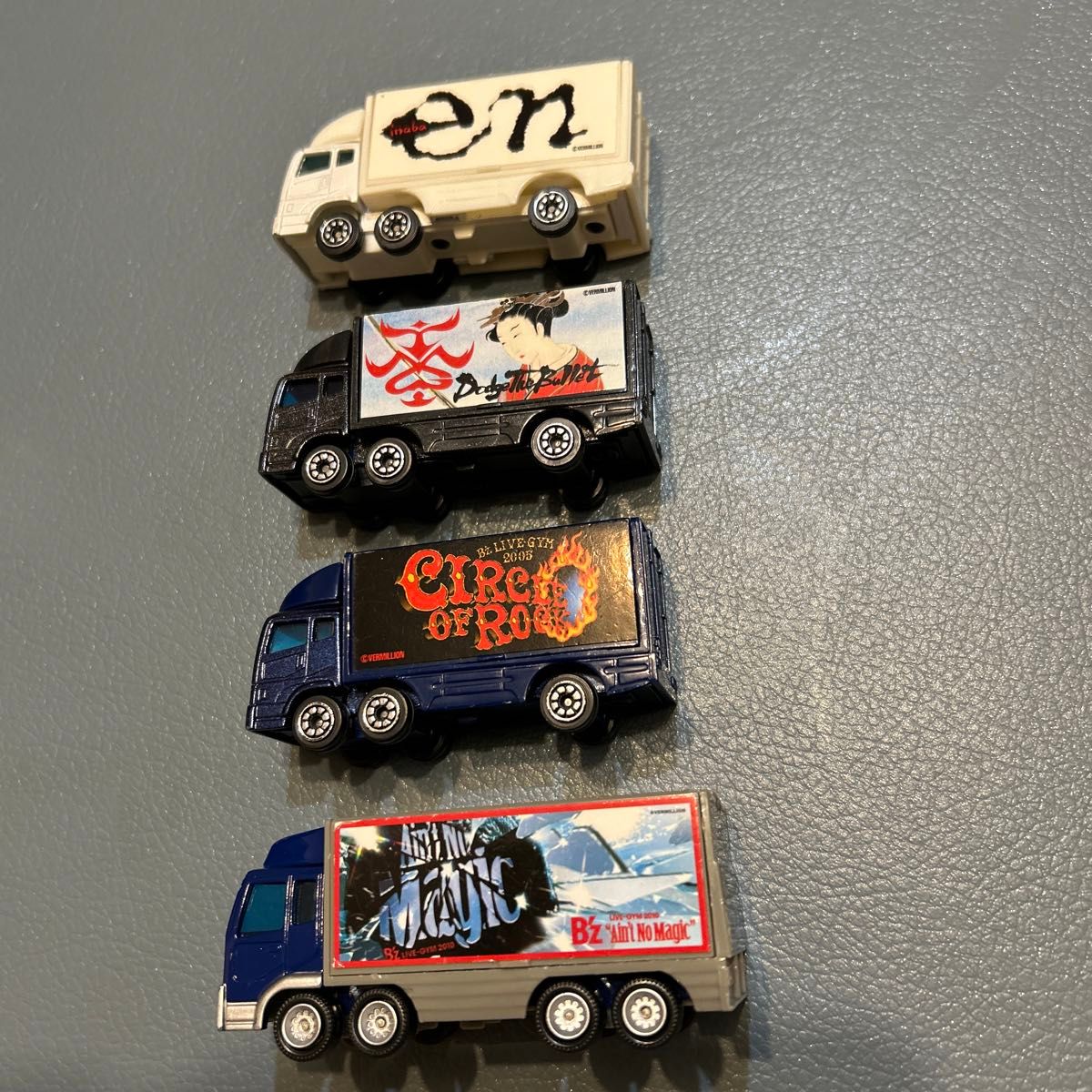 b'z ツアートラック ミニカー 4台｜Yahoo!フリマ（旧PayPayフリマ）
