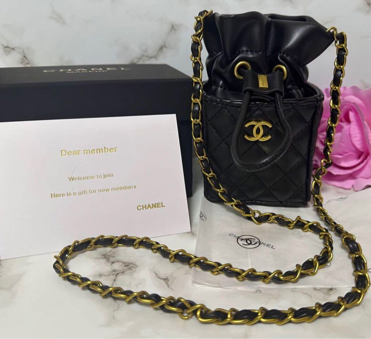 シャネル 牛革 ショルダーミニポーチ 海外VIP限定 激レアノベルティ 箱