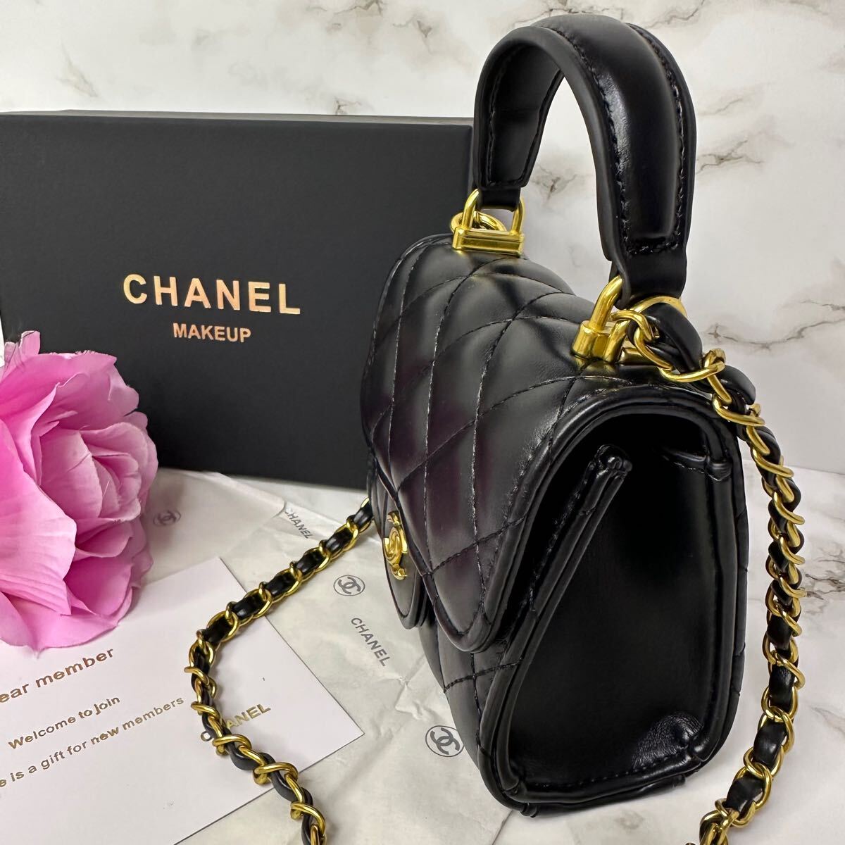 新品 CHANEL ノベルティ 2024顧客限定 ショルダーバッグ 箱付 チェーン
