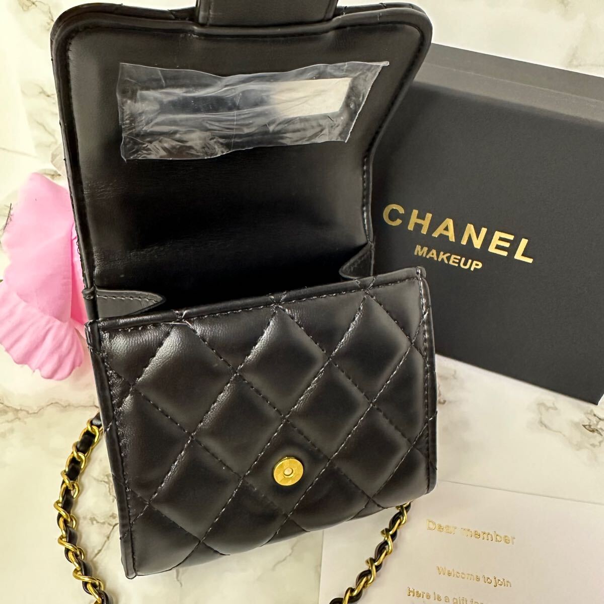 新品 CHANEL ノベルティ 2024顧客限定 ショルダーバッグ 箱付 チェーン