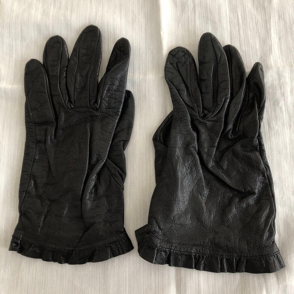 miu miu レザーグローブ 手袋 ミュウミュウ 黒 ブラック 革｜Yahoo