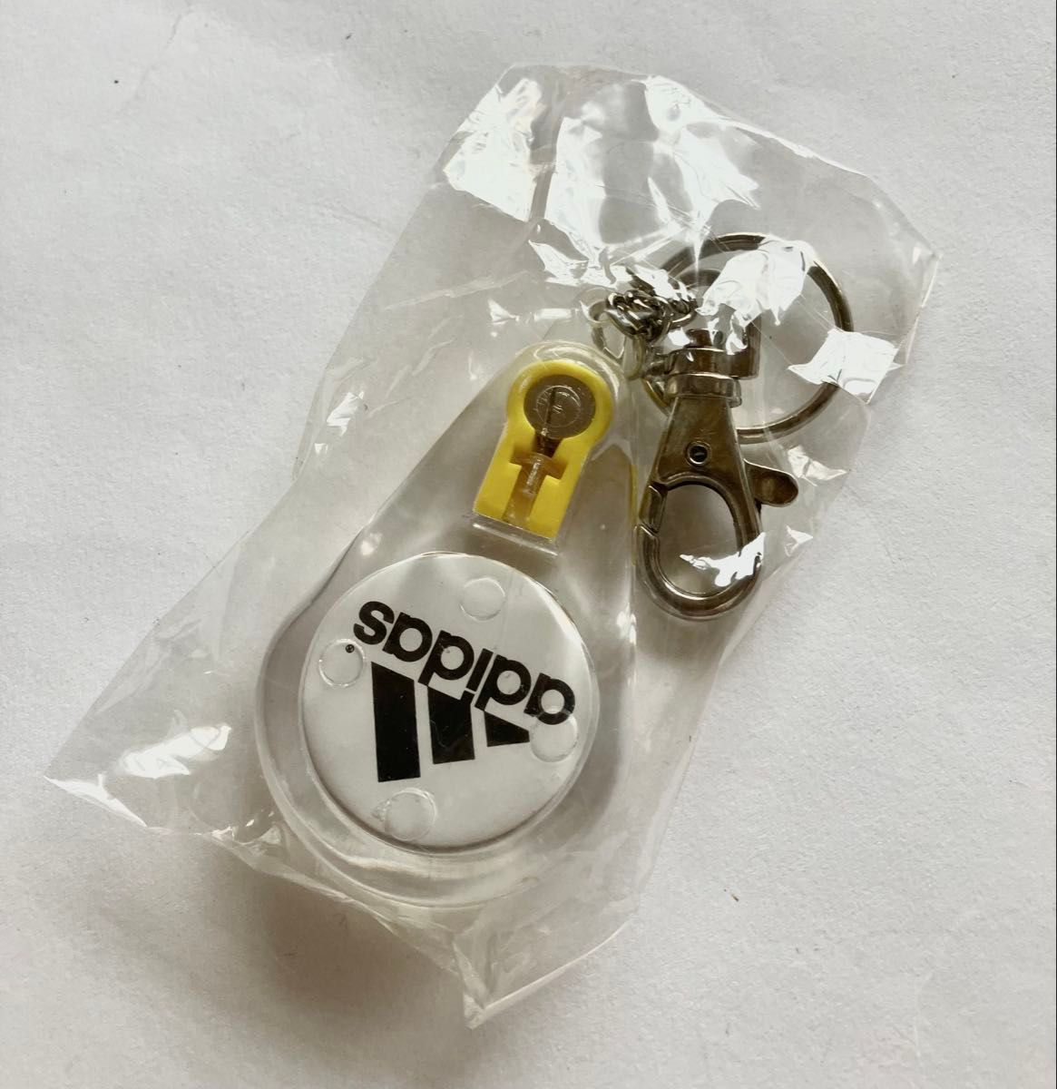 アディダス adidas キーホルダー 90年代 非売品 2個セット 年代物