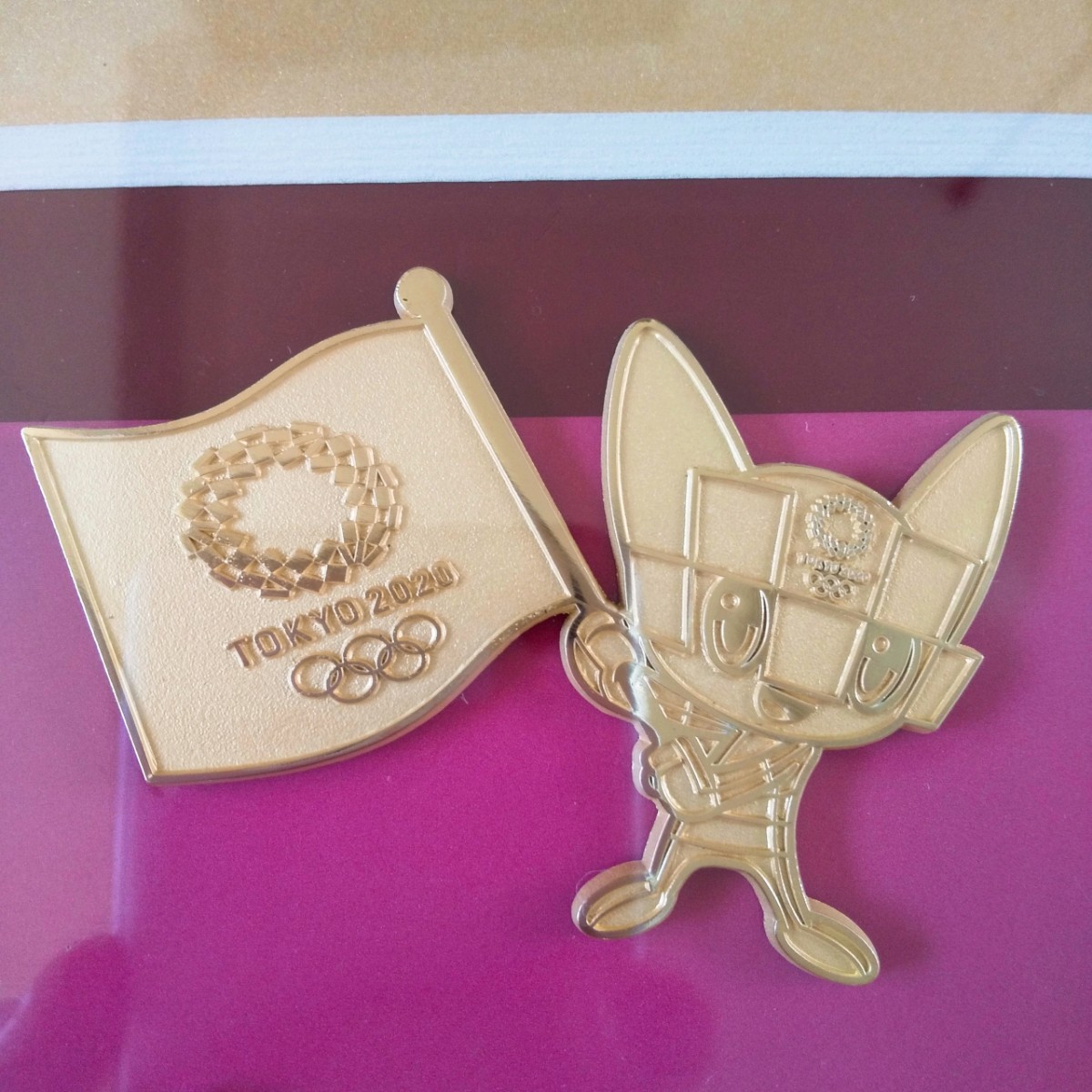 東京2020開催1年前記念 シリアルNo 入り額装ピンバッチセット｜Yahoo
