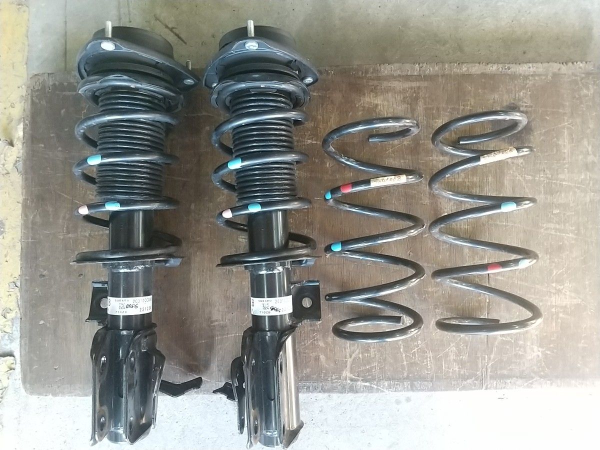 ZN8 GR86 純正フロントストラット ショックASSY＋ZD8 BRZ 純正フロント