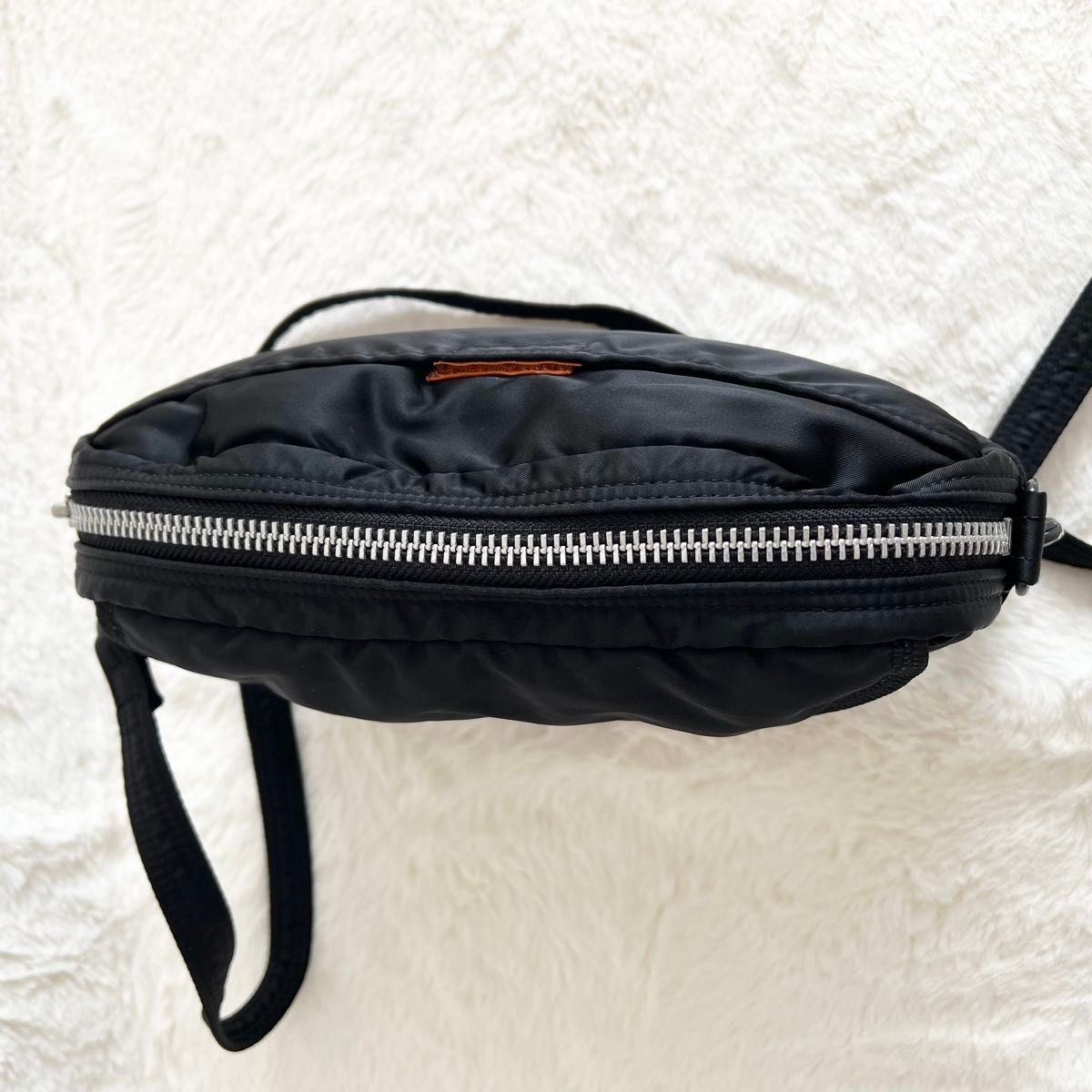 希少】PORTER ポーター タンカー ショルダーバッグ ハーフムーン 黒