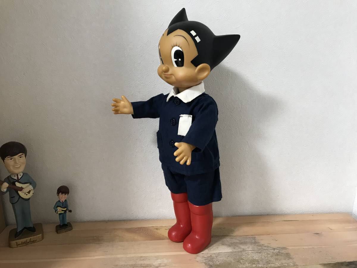 鉄腕アトム復刻版ソフビ 学生服 ビリケン商会 身長は約44㎝になります