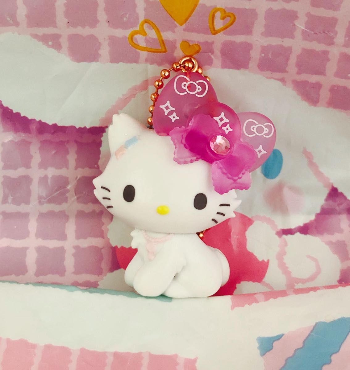 サンリオ ハローキティ 50周年バースデー シークレットチャーム