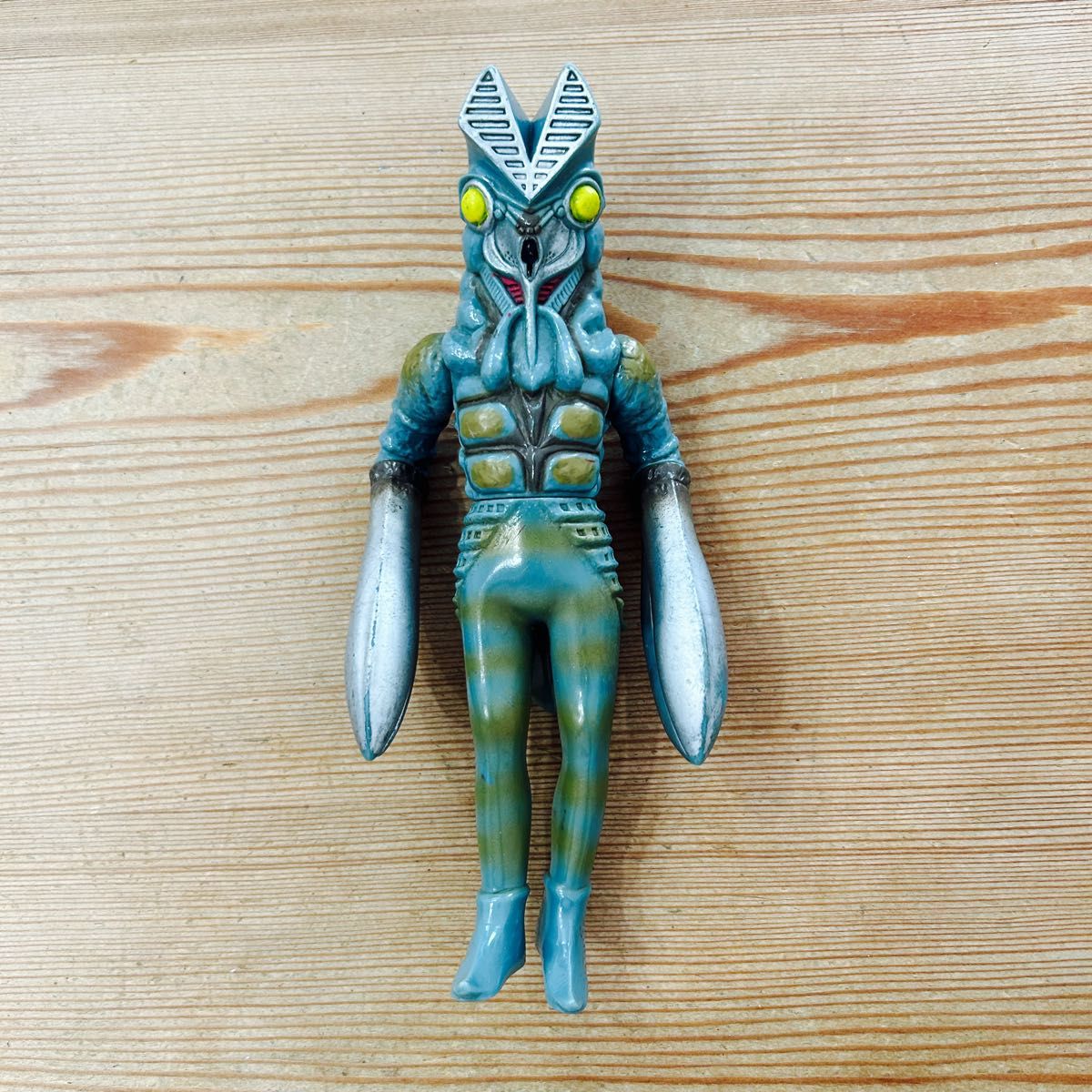 バルタン星人 美品 ソフビ バルタン星人 希少ソフビ バルタン星人 美品